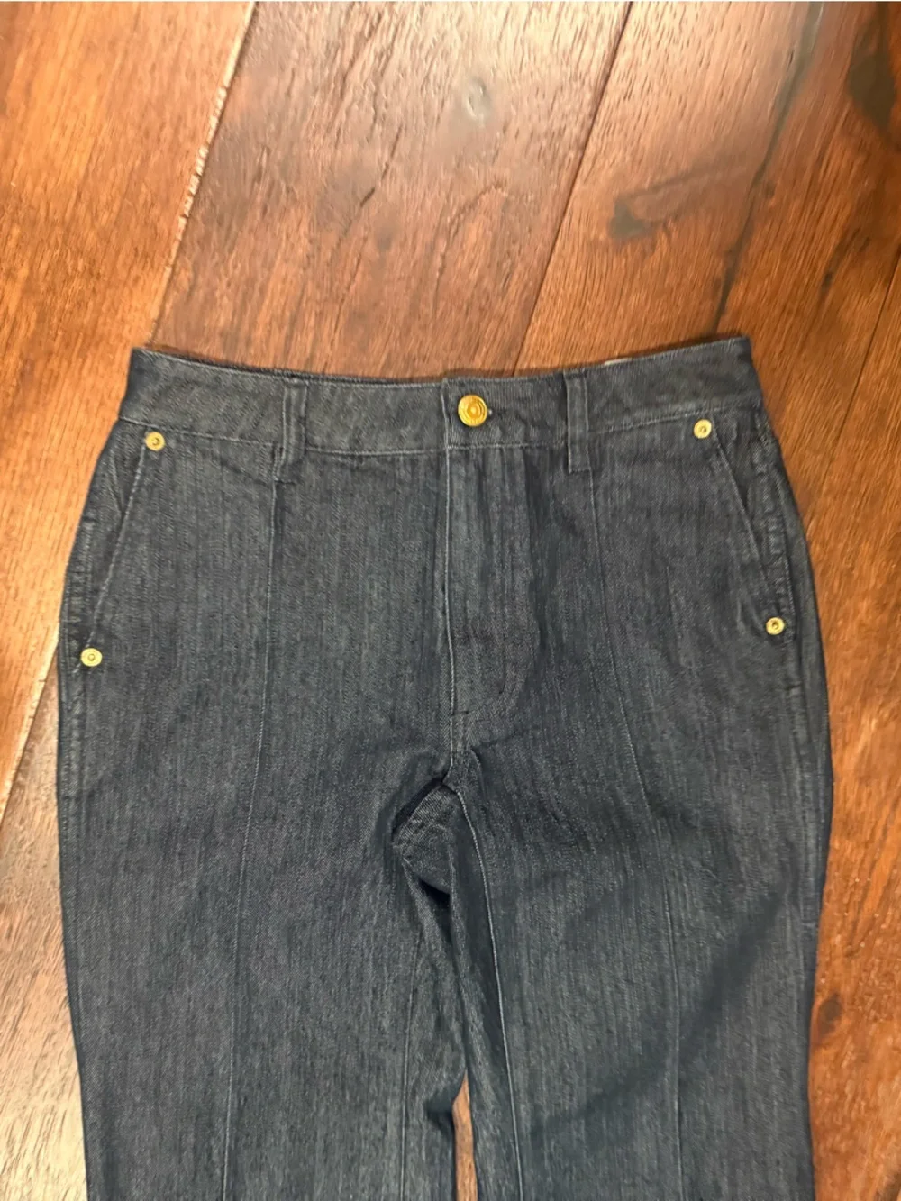 NWT MICHAEL KORS WOMEN FLARED OUT DENIM JEANS, SIZE US 00 (XXS), INDIGO RINSE